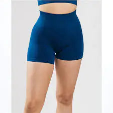 Short de fitness avec effet froissé sur les fesses